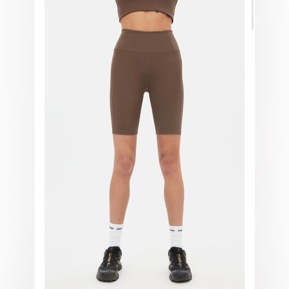 Café High-Rise Bike Short Size Small - Picture 2 of 11